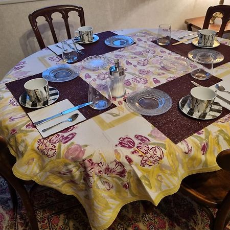 Bed and Breakfast Domaine De Belcayre Montauban Esterno foto