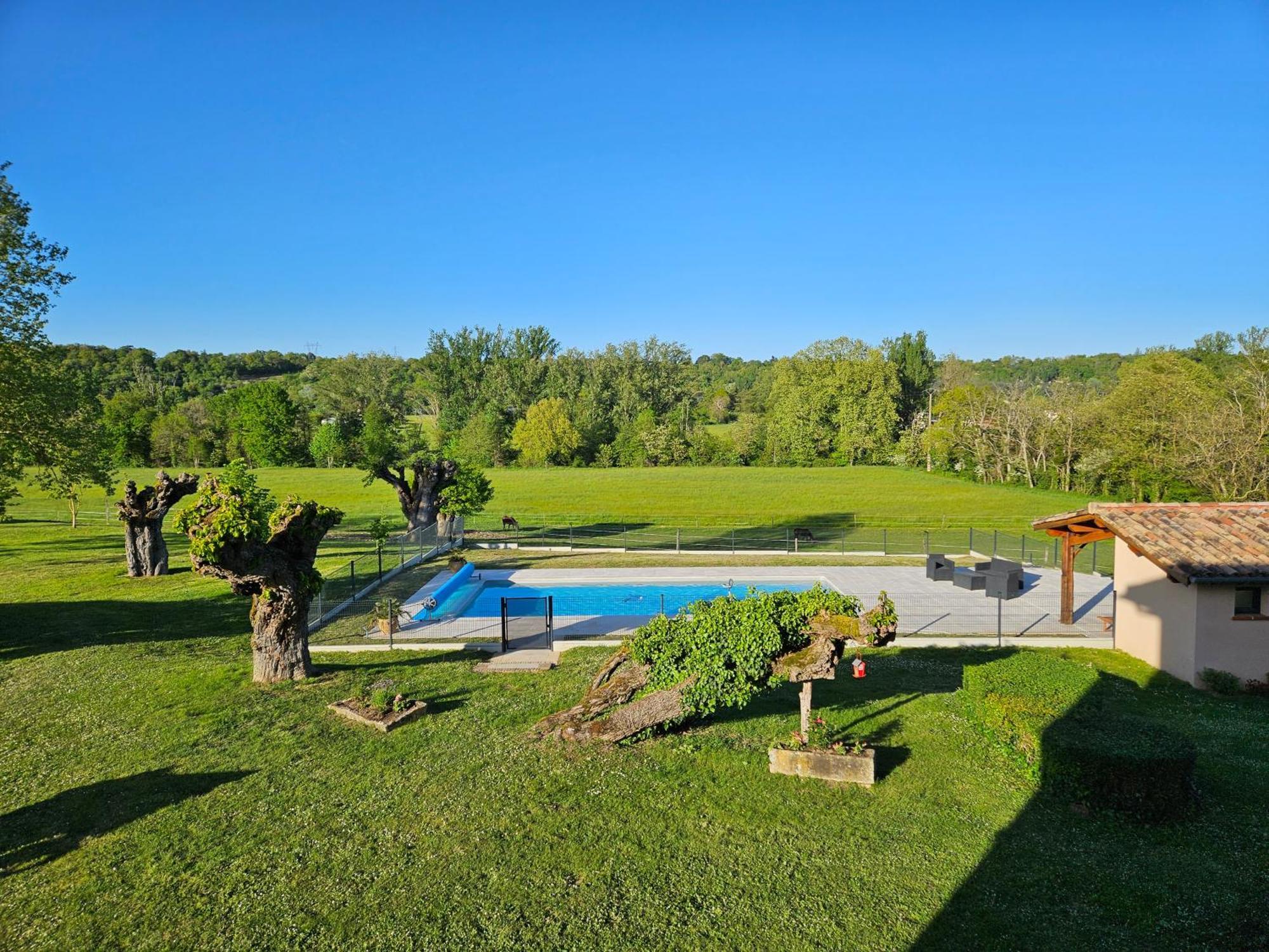 Bed and Breakfast Domaine De Belcayre Montauban Esterno foto